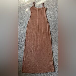 Aerie full length brown and gold maxi dress adjustable straps, size M